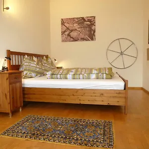 Charming, Central, Spacious Innsbruck
